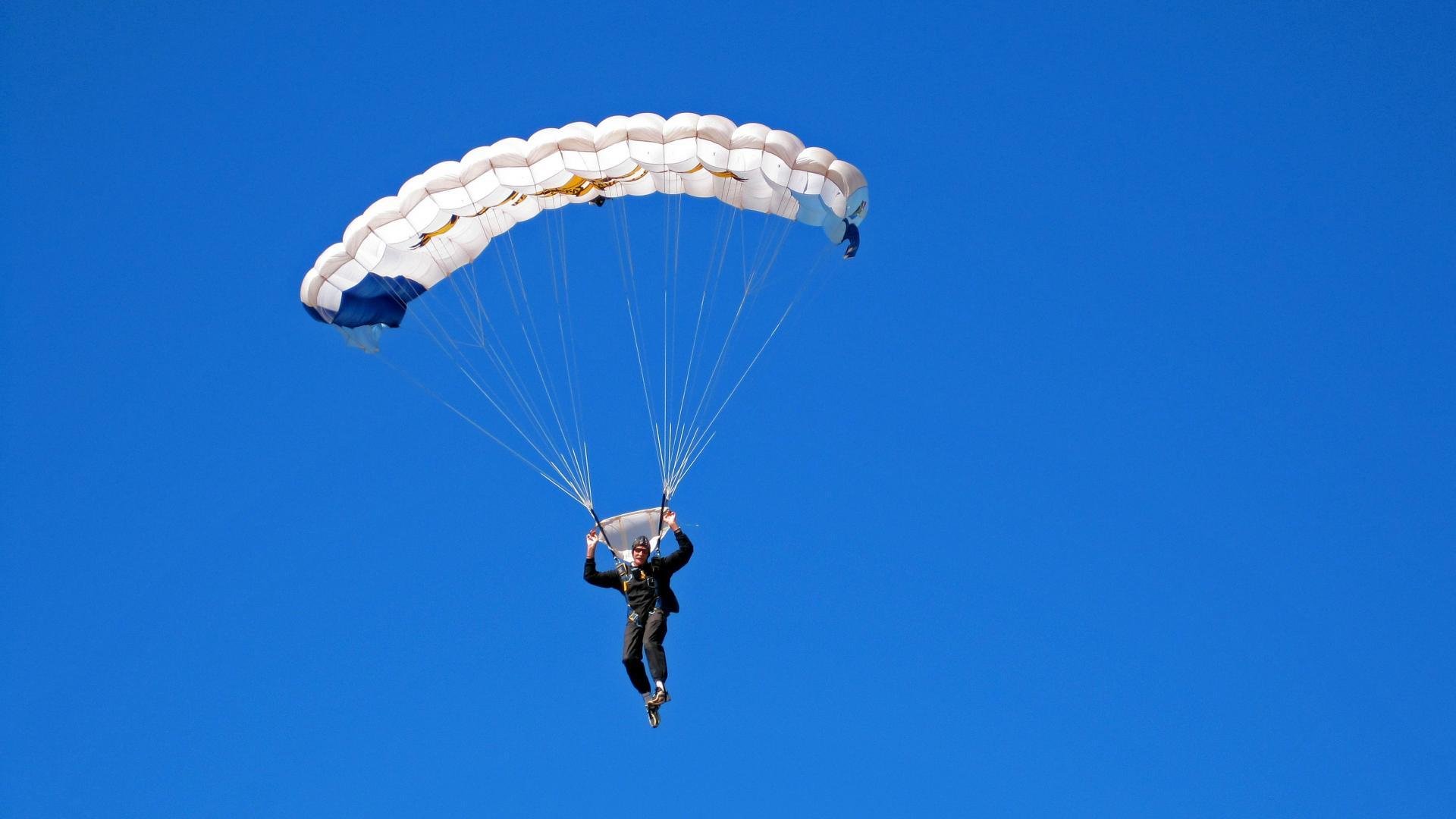 青少年篮球青训气候逐渐形成,行业标准全面提升,青少年篮球技术训练内容与要素分析
